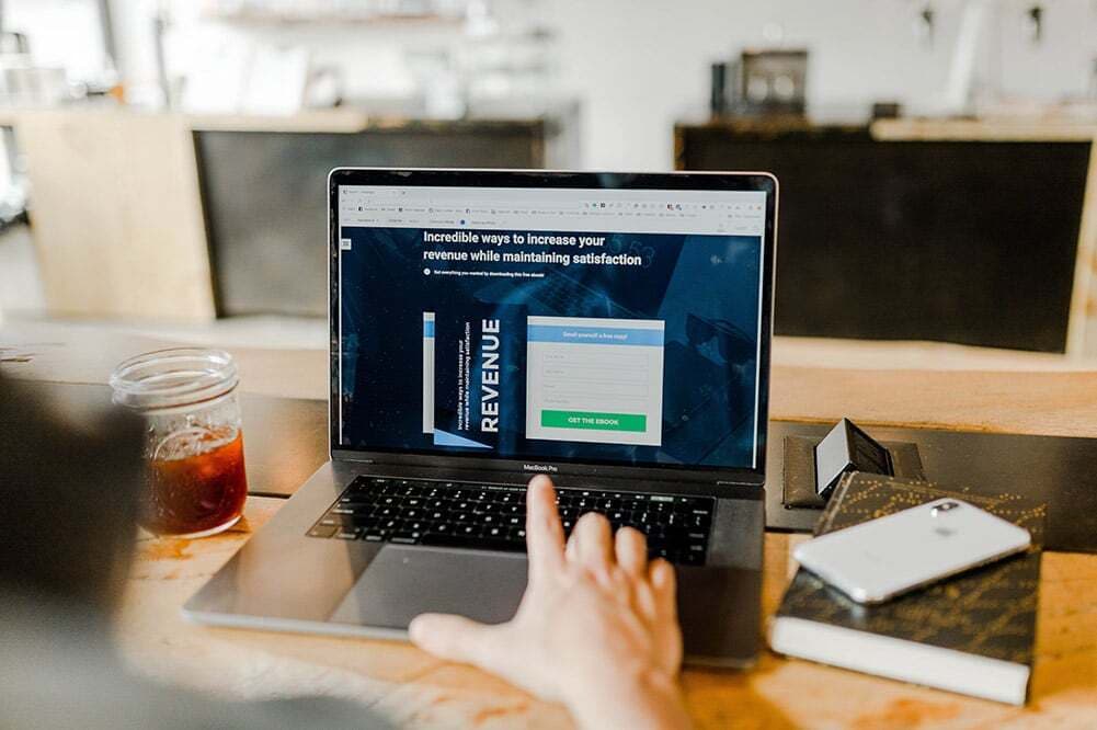 How to use backlink analysis to outrank your competitors