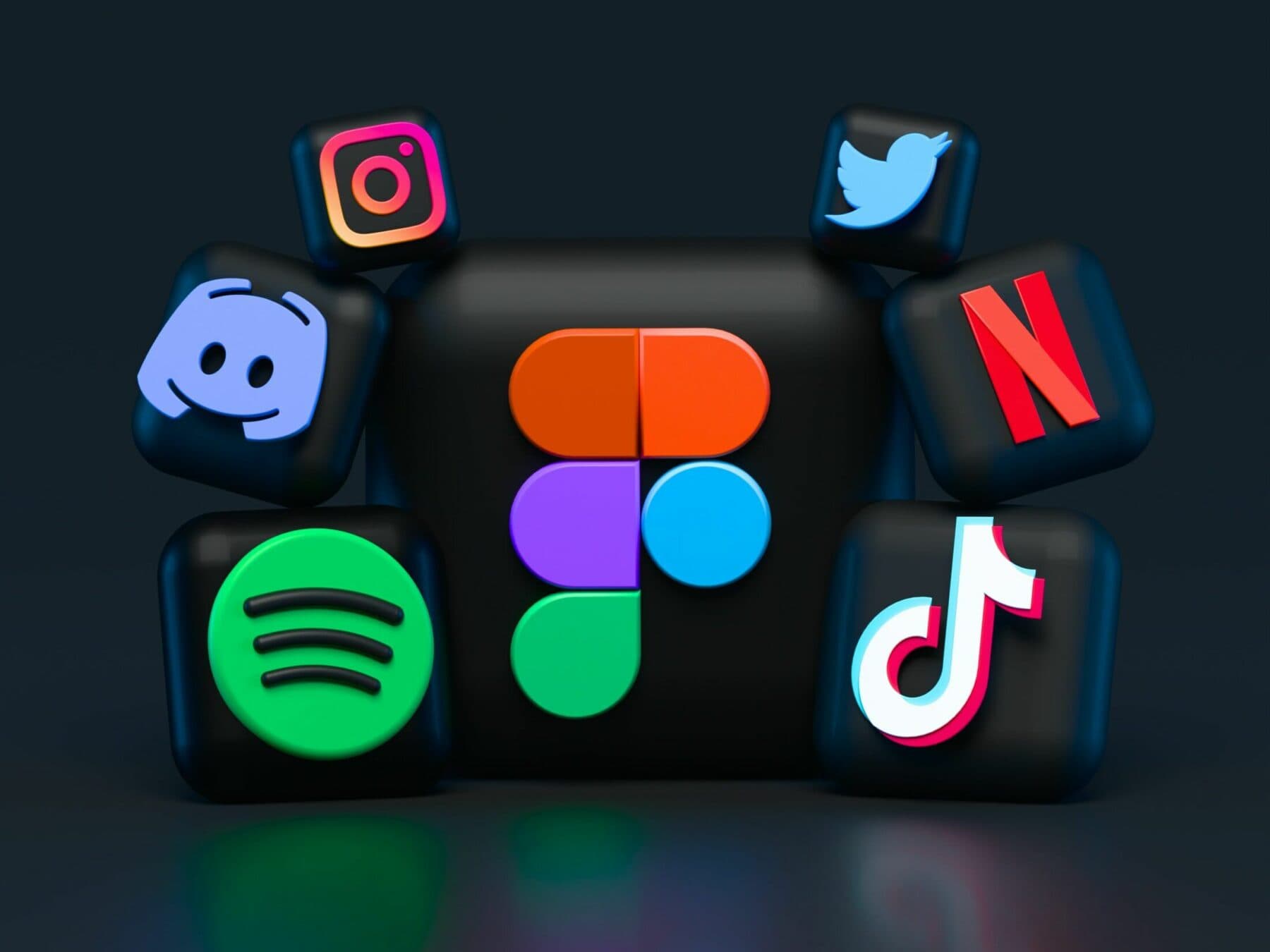 What is Social Media Marketing? 5 Steps to an Effective Strategy