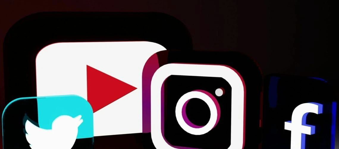 do-social-media-marketing-activities-enhance-customer-equity